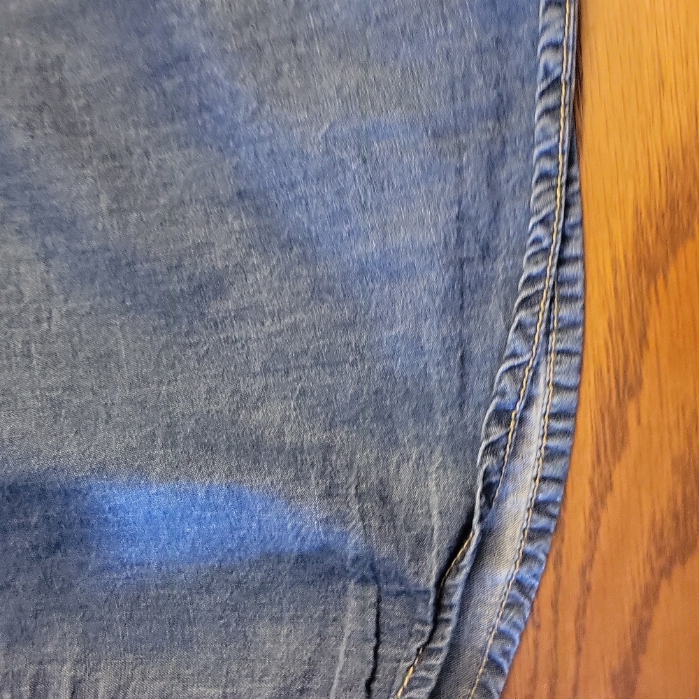 Reitmans denim shirt - Picture 12 of 14